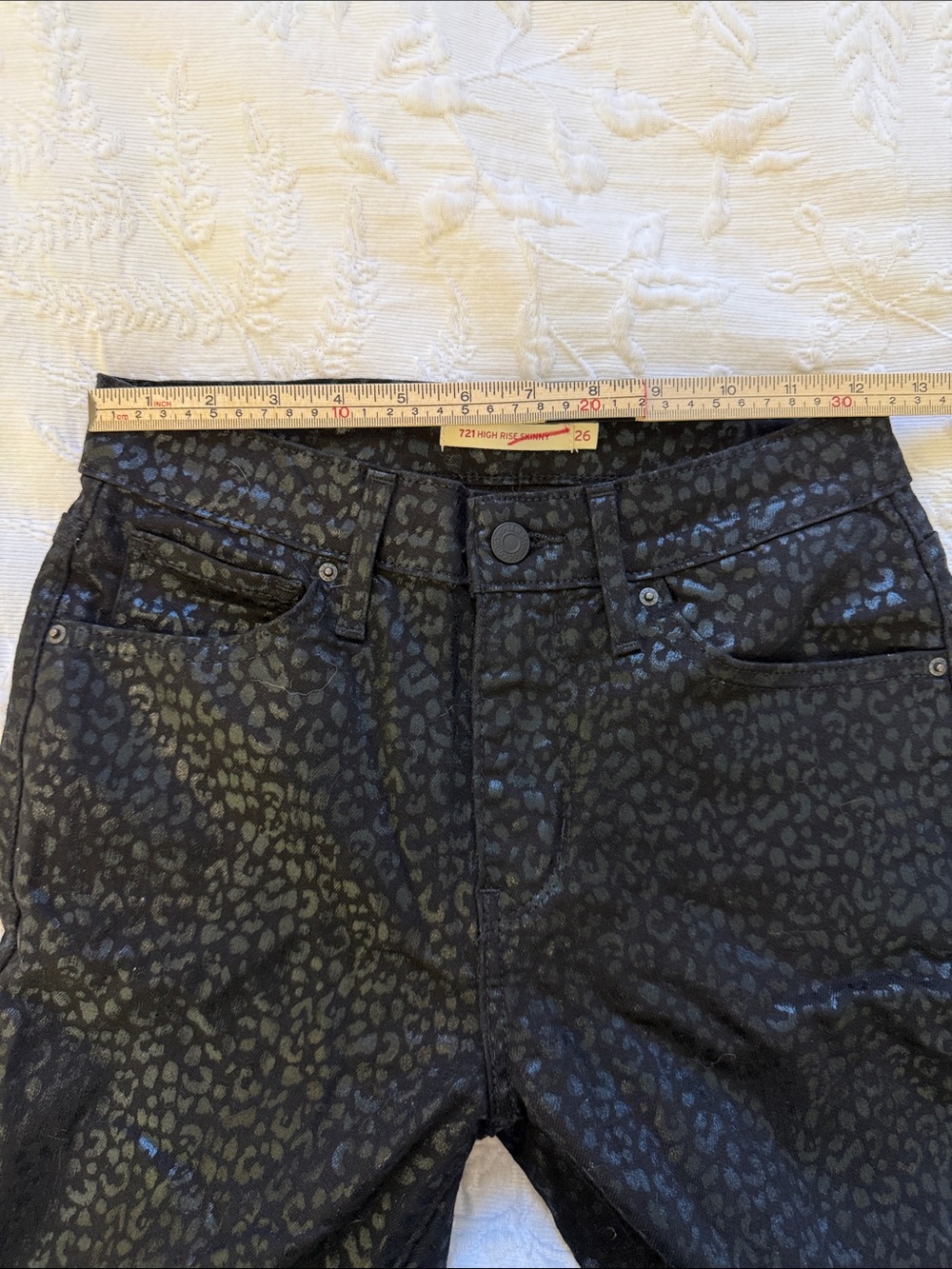Levi's 721 Wild Cat Foil Leopard High Rise Skinny Jeans 26 - Picture 8 of 13